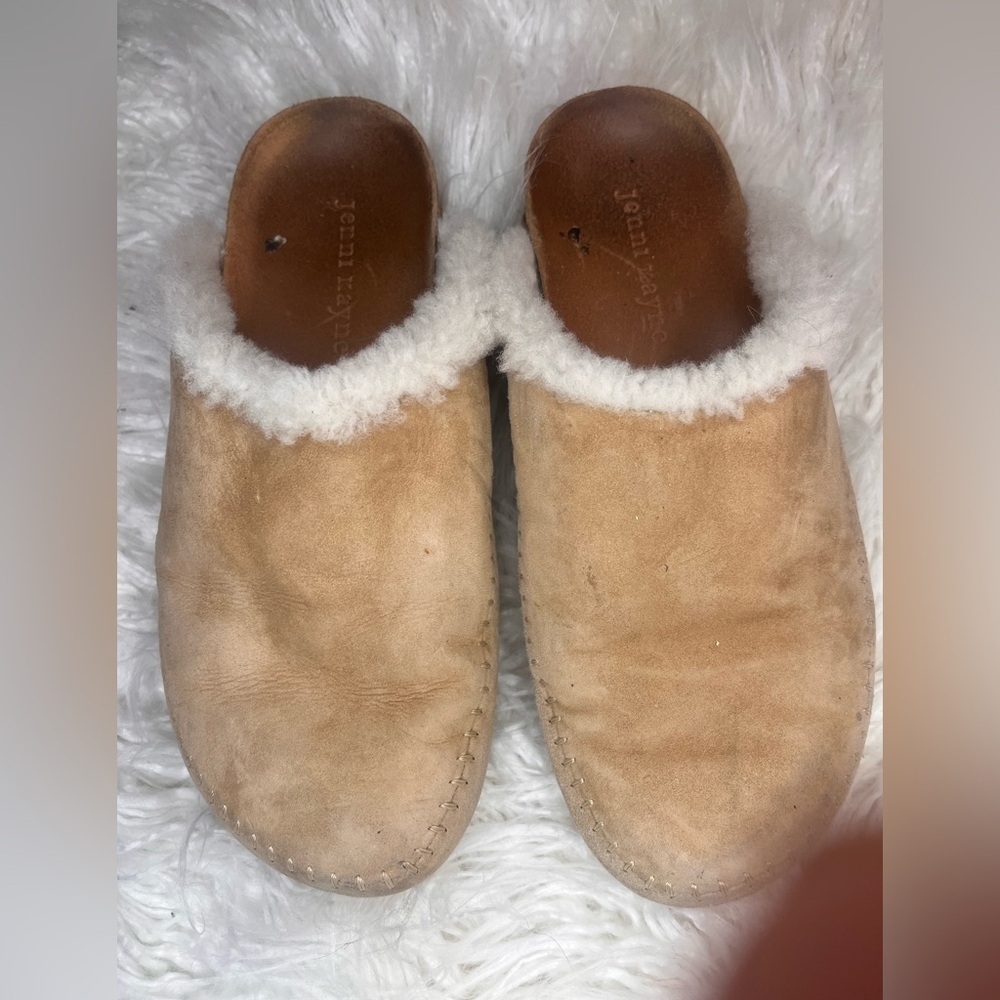 Jenni Kayne Shearling-Lined Tan Mules - Picture 2 of 6